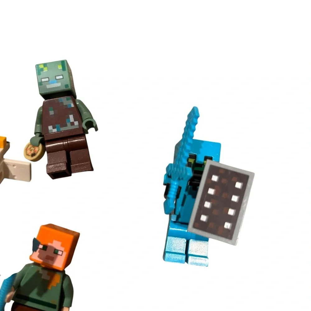 Lot of 10 Lego Minecraft Mini‎ Figures